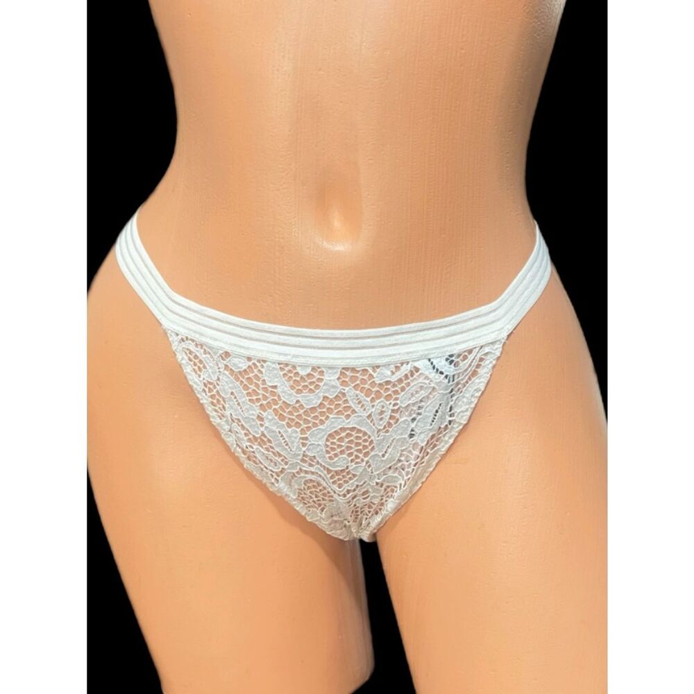 Victoria's Secret Very Sexy V String Sheer floral Lace Panty white Large